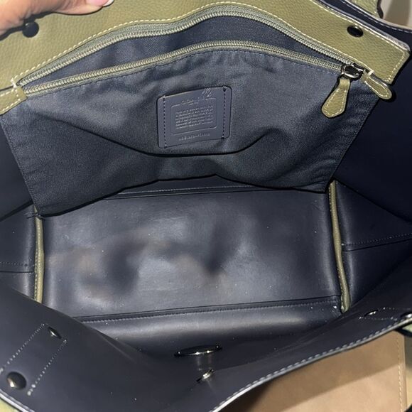 COACH Olive Green Market Tote - Picture 6 of 8
